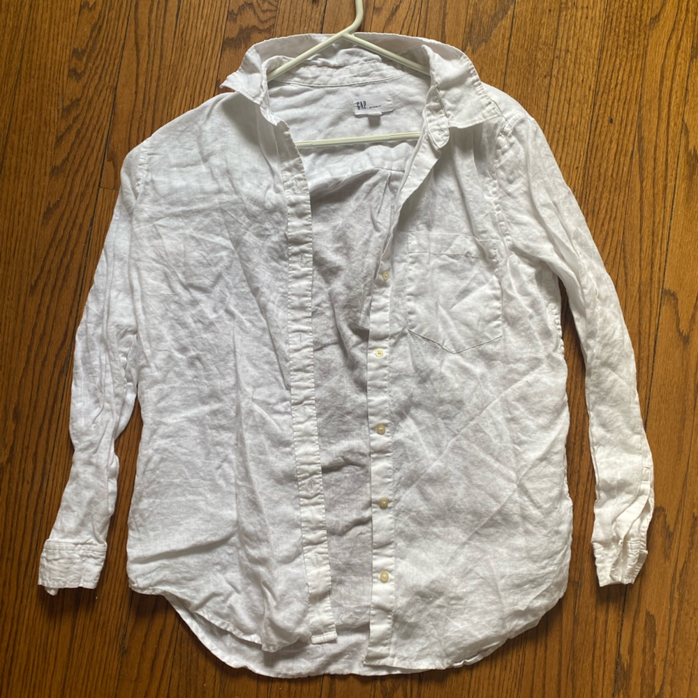 Gap boyfriend fit linen button down